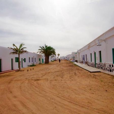 Apartamento La Graciosa casa patio y terraza Caleta de Sebo Exterior foto